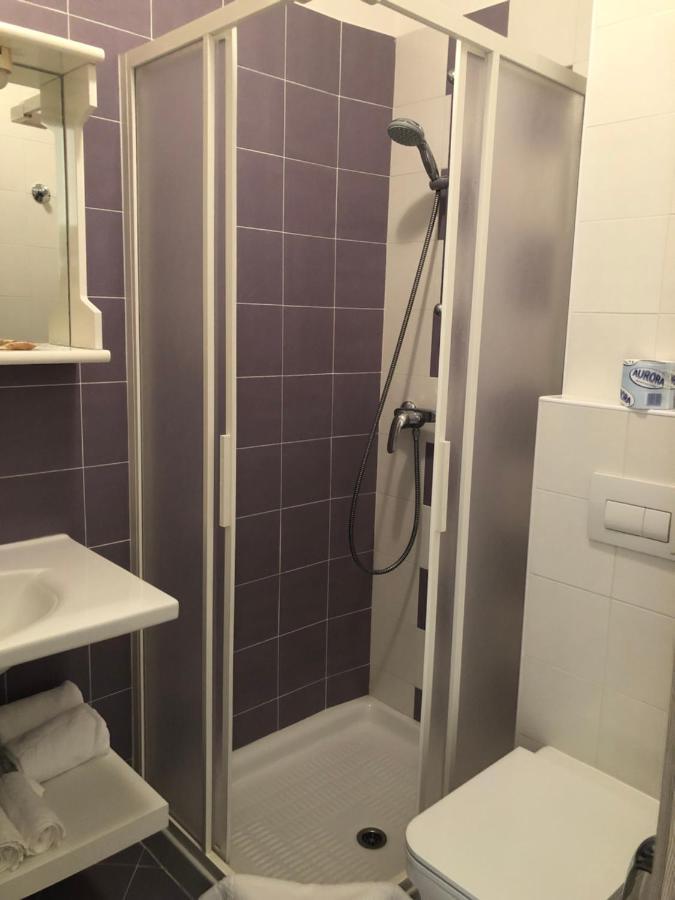 Hotel Karibe Бибионе Экстерьер фото